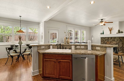 Ponderosa Trails House | Ponderosa Escape | Stunning Location | Incredible Game Room | Urban Trail System | AC & EV-charger
