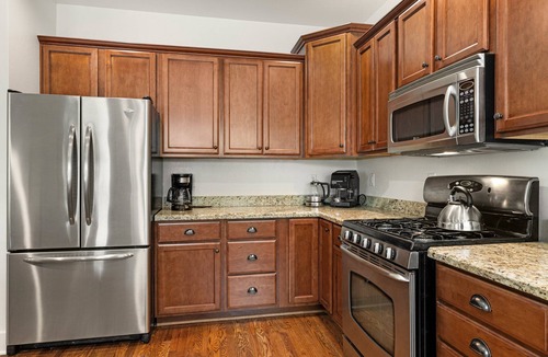 Ponderosa Trails House | Ponderosa Escape | Stunning Location | Incredible Game Room | Urban Trail System | AC & EV-charger