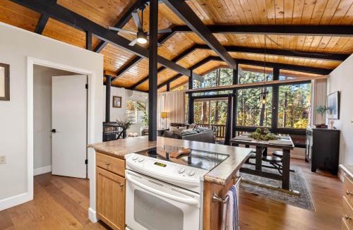 Groom Creek House | Ponderosa HideAway 4-BR CabinMtn ViewTrailsBrbq