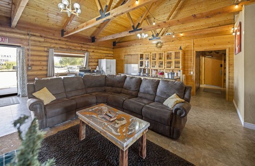 Escalante House | Ponderosa Inn