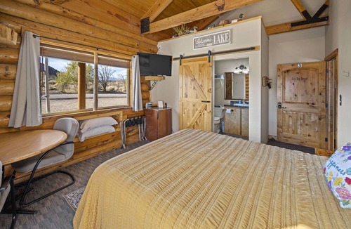 Escalante House | Ponderosa Inn