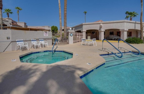Greenway Palms House | Pool Access! 55 + Snowbird Retreat in Peoria