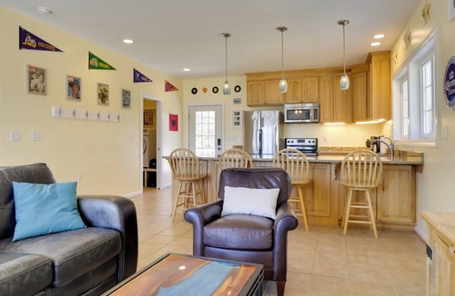 Foster House | Pool, Dock + Rooftop Views! Bohannon Getaway