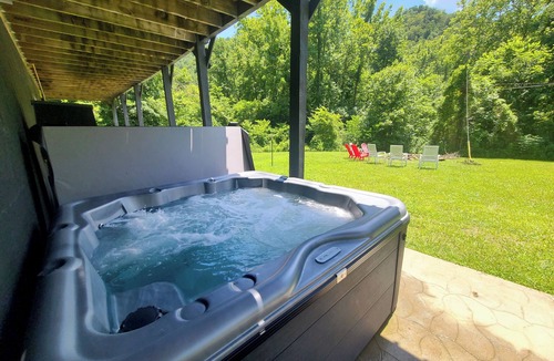 Stanton House | Pool - Fire Pit - RV Parking - Movie Theater - Arcade - Family Friendly