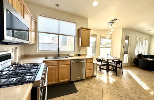 Fletcher Heights House | Pool, five bedrooms and plenty of amenities. Golf, MLB, NFL nearby!