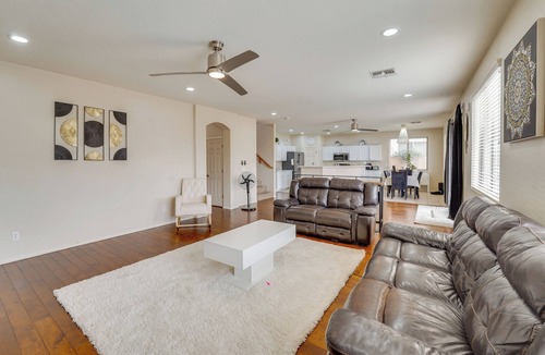 Chandler House | Pool & Great Location! Smart Home in Chandler