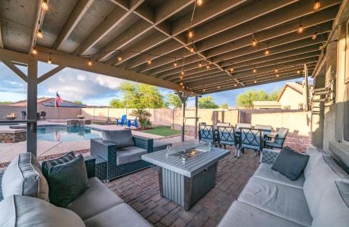 Estrella Mountain Ranch House | Pool & Patio: Family-Friendly Goodyear Home!