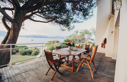 Porticcio Villa | Porticcio: Large waterfront villa with exceptional view.