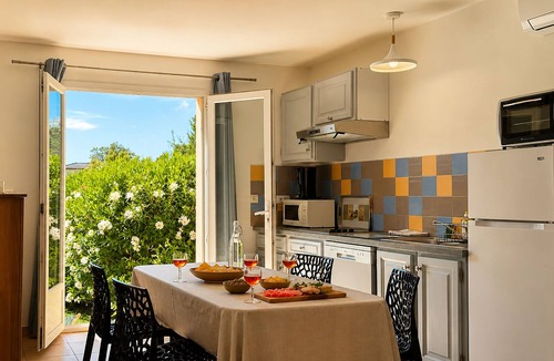 Arca House | Porto-Vecchio, T3 with 2 SdB/WC, Large garden, quiet, Clim, Wifi.