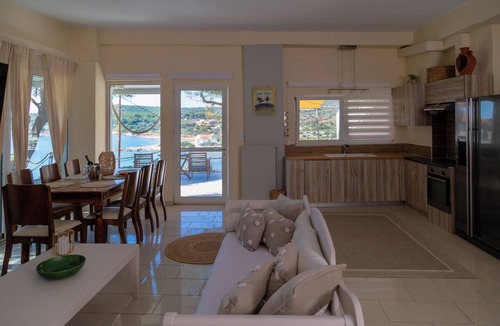 Lavreotiki Hotel | Poseidon Beach Villas
