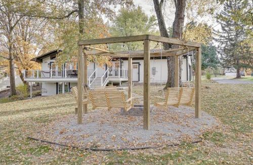 Powell House | Powell Home w/Fire Pit - 5 Mi to Columbus Zoo!