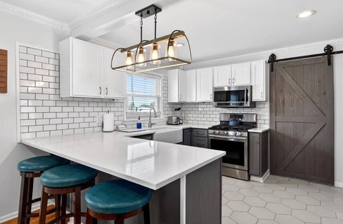 Kenwood Hill House | Premier Louisville home with exclusive home gym!