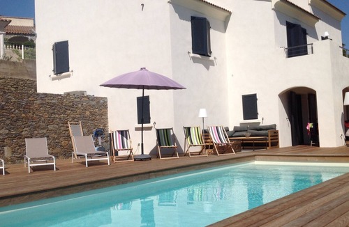 Biguglia House | Pretty villa top with pool access