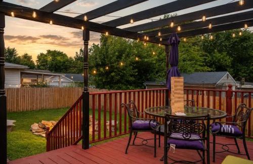 Beechmont House | Prime Derby Location - Firepit - Yard - Family Friendly