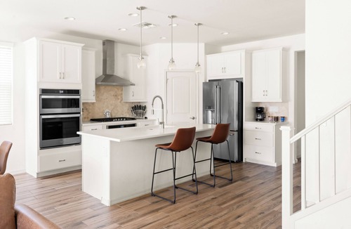 South Mountain House | Prime PHX - Mins f/Airport | 5BR | Ext Stay!