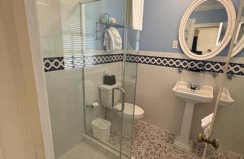Williamsburg Hotel | Princess Anne Hotel, SureStay Collection by Best Western