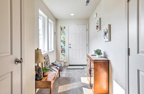 Southwest Ada County Alliance House | Prismatic Boise Retreat w/Fenced Backyard!