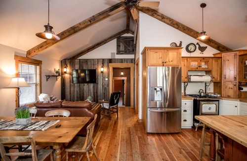 Whitefish House | Private 10 Acre Retreat | Pond & Fire Pit, 10 Min to Whitefish
