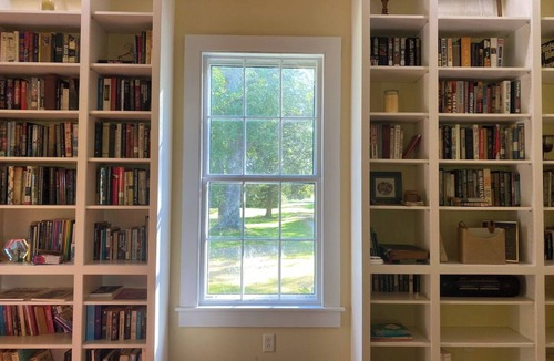 New Bern House | Private 3BR Historic Farmhouse near downtown New Bern on 33 acres