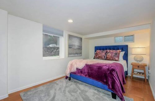 Camas Apartment | Private Basement Suite w Hot Tub