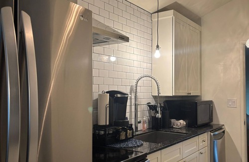 Tempe Apartment | Private Cottage - ASU - Free Shared Bikes - Pets OK