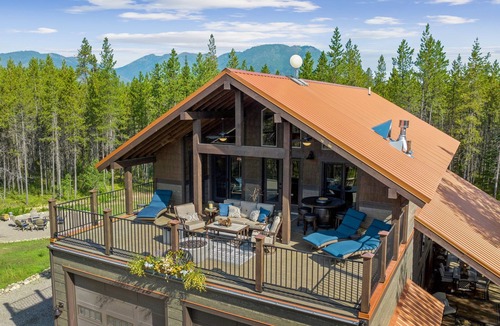 West Glacier House | Private Forest Retreat 2 Miles to Glacier ! Hot Tub, Decks, Firepits