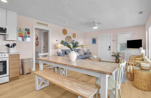 Surf City House | Private Heated Pool - Gorgeous Cottage - Game Room - 2 min from Beach