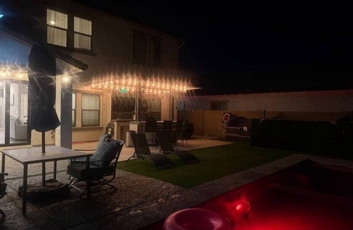 Maricopa House | Private Heated Pool + Year-Round Hot Tub