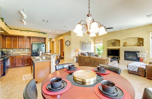 Maricopa House | Private Hot Tub: Pet-Friendly Maricopa Escape!