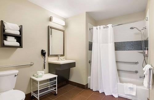 Carmel Mountain Ranch Hotel | Private Kitchen, Pool, Free Breakfast: Ideal San Diego Stay Near Attractions!