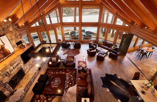Grantsdale Cabin | PRIVATE LUXURY RIVERFRONT LODGE AND CABINS ON THE BITTERROOT RIVER