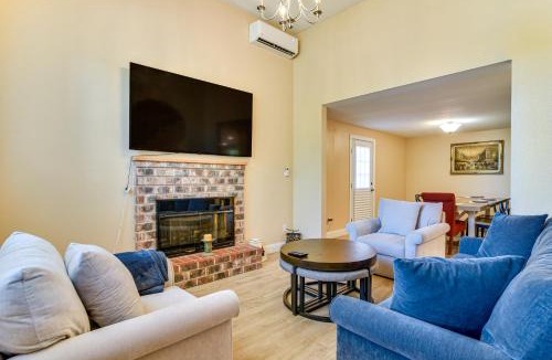 Five Corners House | Private Outdoor Space 9 Mi to Downtown Vancouver!