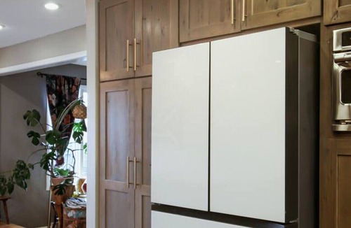 Urbandale House | Private Pool/Sleeps 12 +/Pet Friendly + Huge Yard