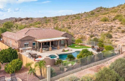 Gold Canyon House | Private pool & spa with mountain views
