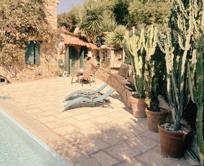 Tizzano Villa | Private pool villa Beach 50 m away 10 guests