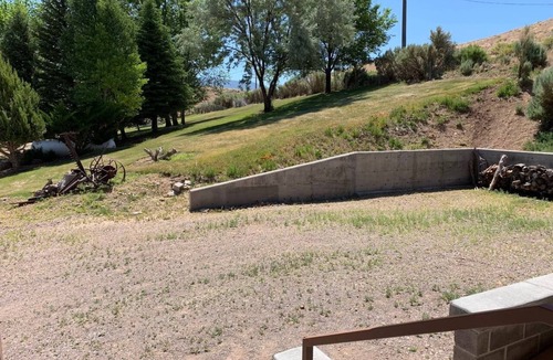 Marysvale House | Private ranch house with a view day AND night!