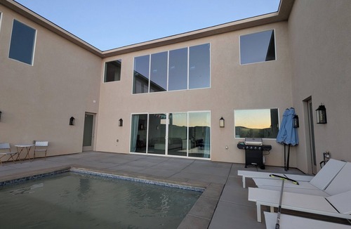 Hurricane House | Private Resort-Style Home, Near Zion Nat'l Park