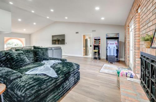 Dobson Ranch House | Putting Green! Fairway Retreat on Dobson Ranch