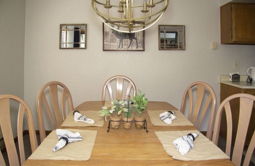 Pinetop Villa | Quality Hill Resort Villa, private garage and patio, vaulted ceilings