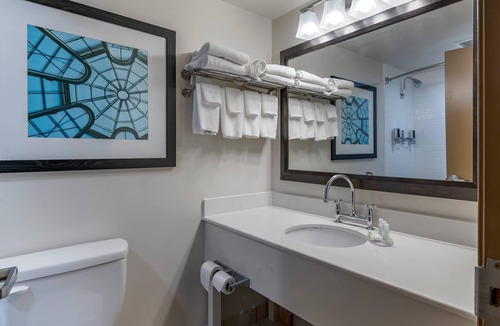 Lexington Hotel | Quality Inn Lexington -Horse Park