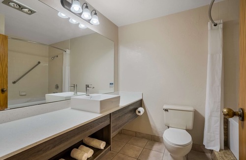Richfield Hotel | Quality Inn Richfield I-70
