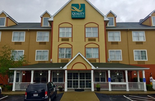 Sharonville Hotel | Quality Inn & Suites Cincinnati Sharonville