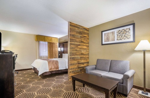 Florence Hotel | Quality Inn & Suites Florence - Cincinnati South
