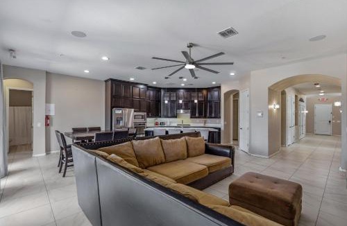 Queen Creek House | Queen Creek 4BR Family Retreat