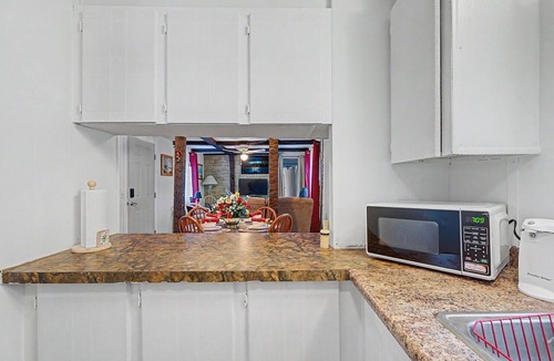 Maple Hill House | Quiet 2BR Retreat, Sleeps 4, Near Beaches & Nature