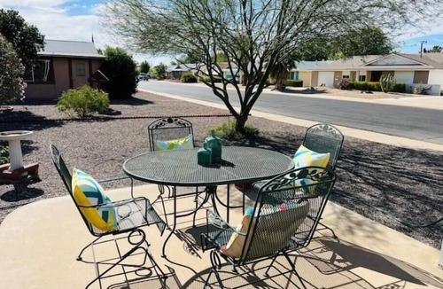 Sun City House | Quiet and Comfy Sun City Retreat 55+