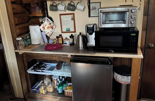 Victor Cottage | Quiet and cozy cabin with rustic charm but modern amenities