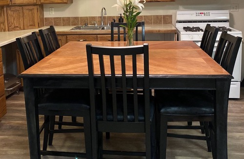 Fillmore Apartment | Quiet apartment at the mouth of meadow mountains. Located right off of i15.