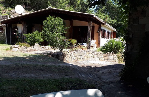 Isolaccio-di-Fiumorbo Ski Chalet | Quiet chalet, between sea and mountain