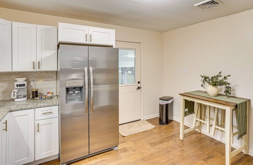 Cunningham House | Quiet Country Stay: Modern Home Near Paducah